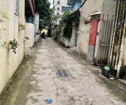 2 .b.án đất kẻ tạnh 30m nhỉnht 5 tỷ