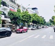 Siêu phẩm lâm hạ, 97m x 5tầng, mặt tiền 7m, thang máy, gara 4 ôtô, vỉa hè, kinh doanh ngày đêm