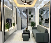 3 Khâm thiên dưới 6 tỷ, diện tích 30m2, 4 tầng , mặt tiền 32m2, giá 5,98 tỷ đống đa