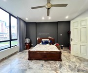 Nhà Đẹp Định công Thượng - Cầu Lủ - DT:40m2 ,Giá nhỉnh 6 Tỷ, Oto đỗ cổng , hai thoáng .