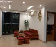 2 Chính chủ cho thuê căn hộ tại chung cư center point 110, phường quan hoa, cầu giấy, hà nội