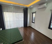 3 Bán Nhà Ngõ 111 Phố Nguyễn Văn Cừ, Ngọc Lâm, Long Biên, 36m2, 5Tầng, Lô Góc, Phân Lô, Ô Tô