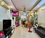 1 Chỉ 4.5 tỷ, p4 quận 8, đối diện cổng chợ phạm thế hiển, nhà 2 tầng còn mới.