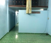 1 Bán nhà mặt tiền gần aeon 145 tây sơn, phường tân qúy, quận tân phú. 4 x 20. chỉ 6.5 tỷ, trung tâm