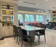 1 Bán căn penhouse 270m2 tòa e nội thất nhập ciputra hà nội