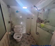 1 Bán nhà sổ hồng riêg, chỉ có 2 ty 1999  Thông đường Võ Văn Ngân, Quận Thủ Đức   2 tầng 2 pn 2 wc