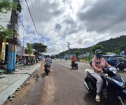 1 Bán đất mặt tiền hùng vương. ngay cầu đôi. tp quy quy nhơn