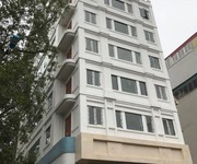 1 Chủ Sang Nước ngoài sinh sống cần Bán gấp nhà lô góc mặt phố Láng Hạ