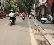 1 Tặng nhà 2 tầng đội cấn  mảnh đất 120m mt 5m 3 thoáng gần hồ giá 18.8 tỷ