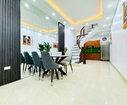 1 Nhà siêu hiếm nhỉnh 6 đ có ngay nhà 5 tầng vip dt 32 m tại   khương trung , oto đỗ sát nhà