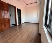 Bán nhà riêng phố ngọc lâm-long biên, trung tâm quận, 35m2,5 tầng- thang máy, 7.8 tỷ.