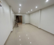 3 Mặt bằng 50m2  Tầng 1,2,3  có thang máy, có chỗ để XM. 4 triệu/ tháng 3 Mặt bằng 50m2  Tầng 1,2,3  có thang máy, có chỗ để XM. 4 triệu/ tháng