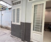 Hẻm ba gác huỳnh văn bánh,26m2,2t,dọn vào ở ngay chỉ nhỉnh 3t.