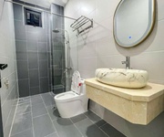 4 Nhà mới tinh, thiết kế hiện đại