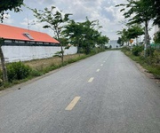 4 Chính chủ cần bán gấp đất nền sổ hồng riêng đường chu văn an, khu 1b thị trấn cần đước