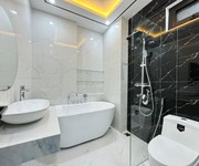 1 Bán khách sạn 5 tầng tp dĩ an bình dương với thu nhập gần 100 triệu/tháng