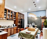 2 Nhà cực đẹp - 1 sẹc tô ngọc vân - 166m2 - 3 tầng- 3 ô tô trong nhà - hẻm 8m - tặng toàn bộ nội thất