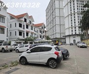 Biệt thự hoàng trọng mậu - phân lô - 3 xe công tránh nhau - hiếm nhà bán  dt: 200 m2 chỉ hơn