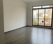 3 Cho thuê nhà riêng Dương Văn Bé Hai Bà Trưng 50m x 5T giá 26tr, LÔ GÓC, THANG MÁY, OTO