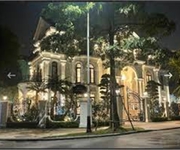 Chính chủ bán biệt thự khu đô thi quận cầu giấy dt 663m2 căn góc 3 mặt đường