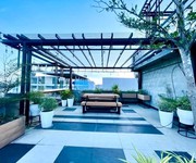 Villa đẹp 4 tầng ,view biển   sơn trà -giá chỉ 9,9 tỷ .