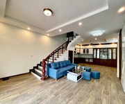 Bán nhà phố hồng tiến. 65m2   4 tầng   9,2 tỷ. full nội thất, gần phố.