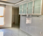 3 Cho thuê phòng trọ cao cấp, mới xây, có nội thất tại nơ trang long