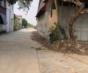 Chính chủ cho thuê nhà riêng dt 330m2, mặt đường lớn, giao thông thuận tiện tỉnh lộ 295, xã ngọc