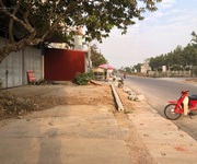 2 Chính chủ cho thuê nhà riêng dt 330m2, mặt đường lớn, giao thông thuận tiện tỉnh lộ 295, xã ngọc