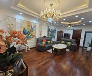 1 Phân lô ba đình - vỉa hè kd - ô tô tránh - mt 8m - chỉ 22.x tỷ