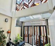 Cao thắng quận 3, nhà sát mặt tiền ,siêu đẹp thang máy xịn-5tầng-4pn, chỉ 12.2tỷ tl