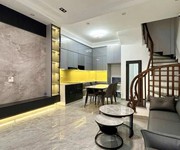 Hiếm   bán nhà bồ đề 40m2  5 tầng  8.9 tỷ, full nội thất, view hồ bồ đề.