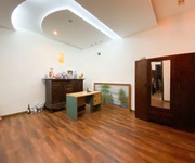 3 Yên lãng đống đa diện tích 32 mét,5 tầng,mặt tiền 6 mét, kinh doanh đỉnh cao,giá chủ thu nét 5,5