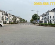 Bt hud mê linh,300m,17 tỷ,2 thoáng,sau view công viên. giá đầu tư