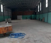 Nhà xưởng ở Hoàng Quốc Việt DT 680m2, xa dân, công vào thuận tiện, giá siêu rẻ