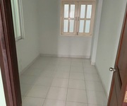 3 Share nguyên tầng 2pn 1wc trong nhà mới nguyên căn