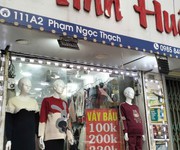 Sang nhượng cửa hàng đầm bầu tại 111a2 phố phạm ngọc thạch, đống đa