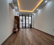 Bán nhà phố nguyễn ngọc vũ 32m2 x 5 tầng, ngõ thông rộng ô tô đỗ cửa nhà đẹp long lanh, chủ mới về