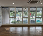 3 Cho thue van phong quan 4 75m2 thoang mat