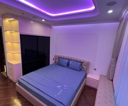 Cho thuê căn 3 ngủ sang xịn Diamond crown