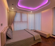 6 Cho thuê căn 3 ngủ sang xịn Diamond crown