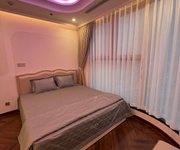 12 Cho thuê căn 3 ngủ sang xịn Diamond crown