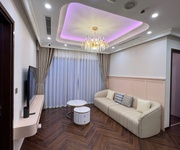 18 Cho thuê căn 3 ngủ sang xịn Diamond crown