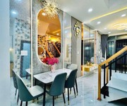 Nhà ngay nguyễn tri phương q10 - khu vip căn góc full nội thất - giá chỉ hơn 5 tỷ