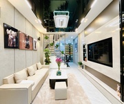 Bán nhà mặt phố cự lộc thanh xuân 40 m 6 tầng thang máy nhà đẹp ở ngay roayal city - hơn 12 tỷ lh