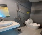 1 Pass lại phòng ở 359 âu cơ đẹp