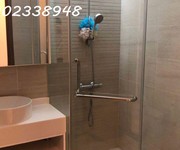 4 Vinhomes central park  căn hộ 2  phòng ngủ có nội thất cơ bản, bố trí rộng rãi và tiện nghi độc