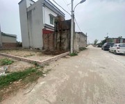 4 Cc bán 90m bìa làng,đất vuông đẹp,đường 10m,gần khu đô thị,giá đầu tư