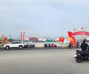 7 Bán đất đối diện quảng trường và trường THCS, đất sạch sổ đỏ 100, giá trực tiếp CĐT An Điền Phát