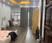 Cần bán gấp nhà đẹp thịnh quang 46m2 , 5 tầng , 4 ngủ , 8,5 tỷ